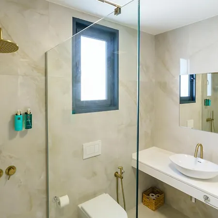 Fenix Ii By Madeira Dream