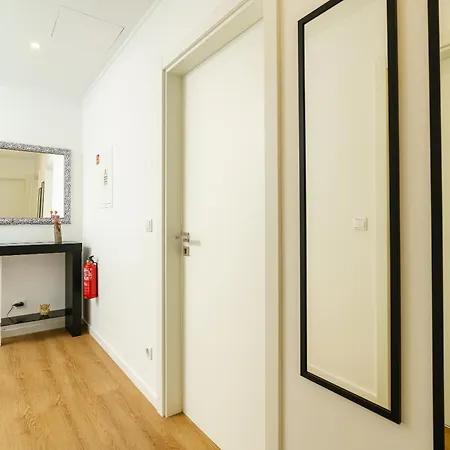 Fenix Ii By Madeira Dream