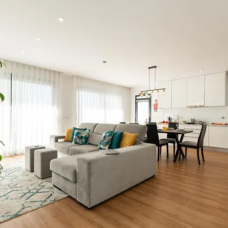 Fenix Ii By Madeira Dream * Câmara de Lobos