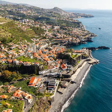 Fenix Ii By Madeira Dream *