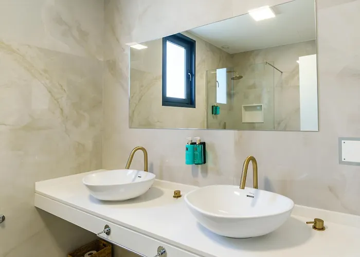 Fenix Ii By Madeira Dream 卡马拉-德洛布什