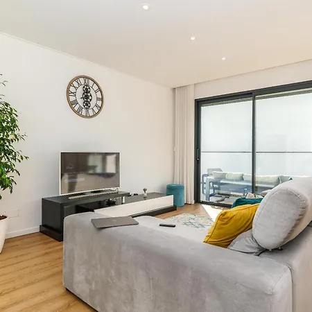 Fenix Ii By Madeira Dream * Câmara de Lobos