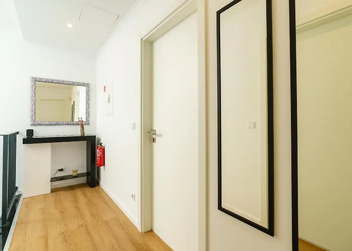 Fenix Ii By Madeira Dream