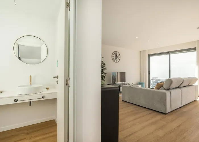 Fenix Ii By Madeira Dream *