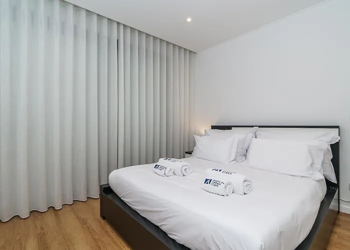 Fenix Ii By Madeira Dream